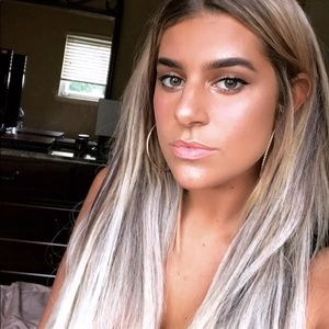 Meet your Posher, Helaena